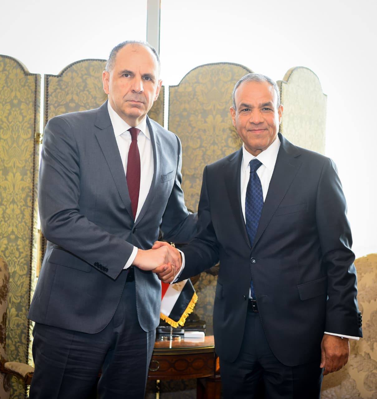 مصر واليونان