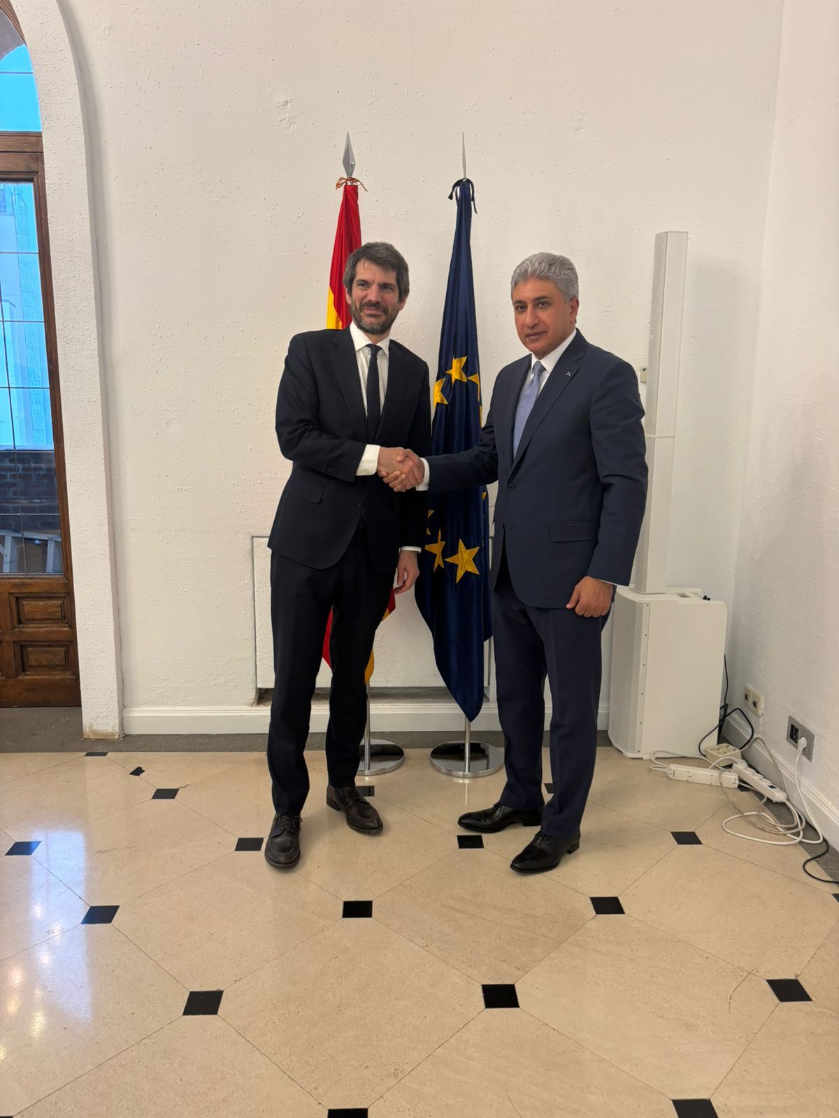 وزير السياحة