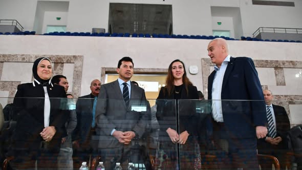 وزير الشباب والرياضة