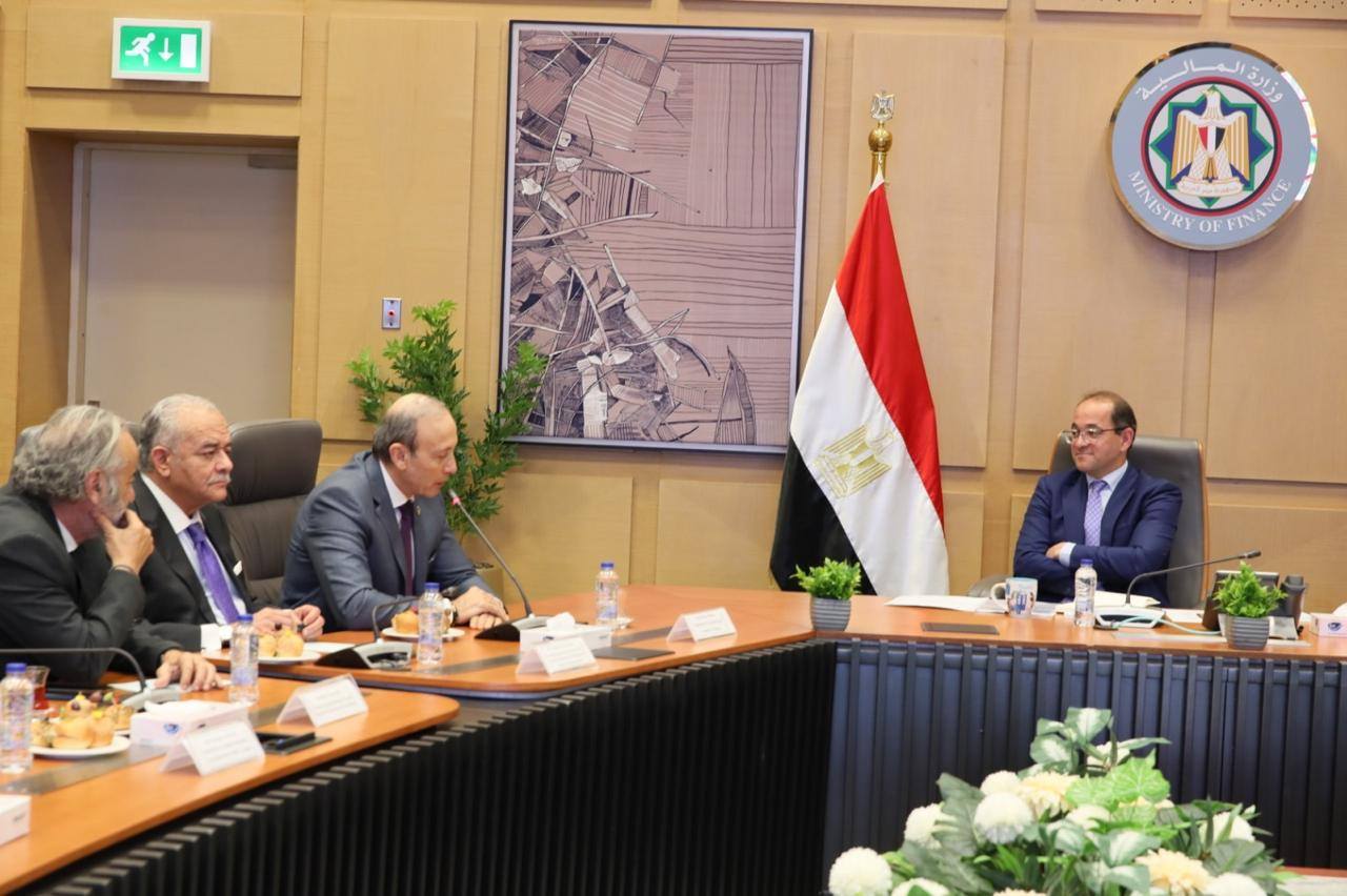 وزير المالية