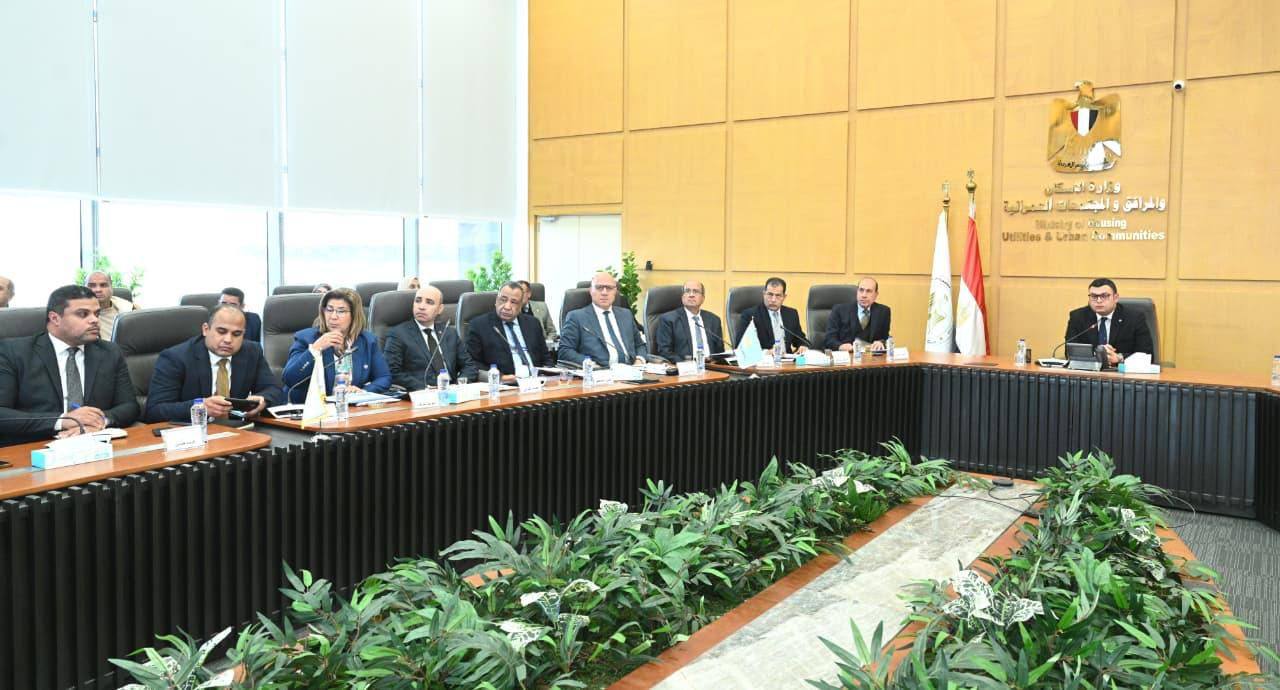 وزير الإسكان