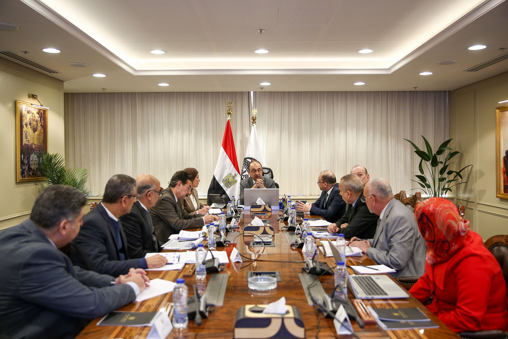 وزير قطاع الأعمال العام