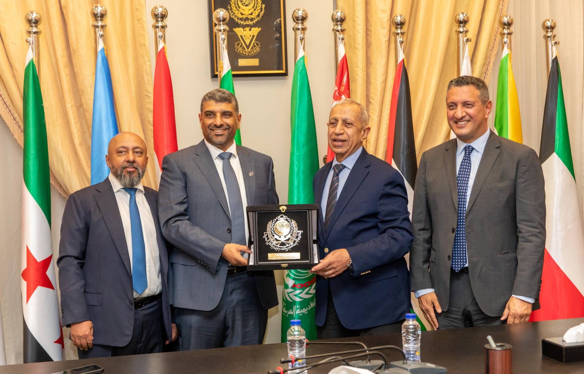 شراكة استراتيجية: الأكاديمية العربية توقع اتفاقية مع نفط الكويت لتطوير التدريب البحري