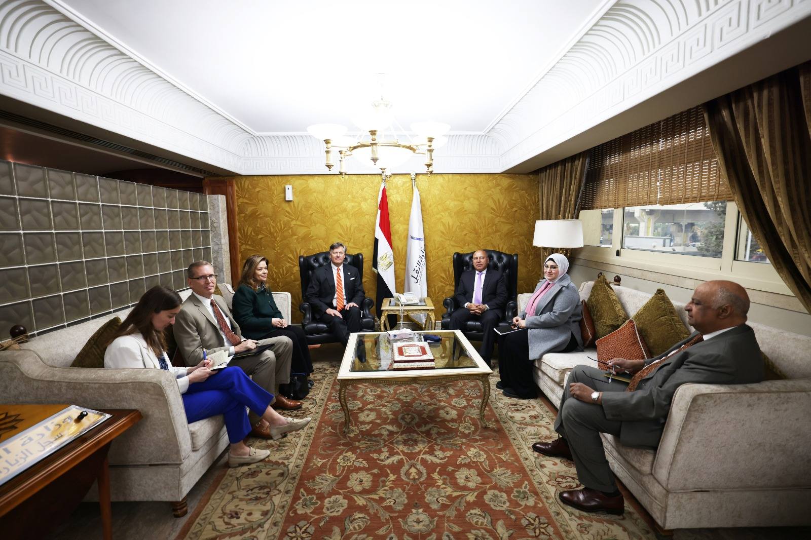 وزير الصناعة والنقل