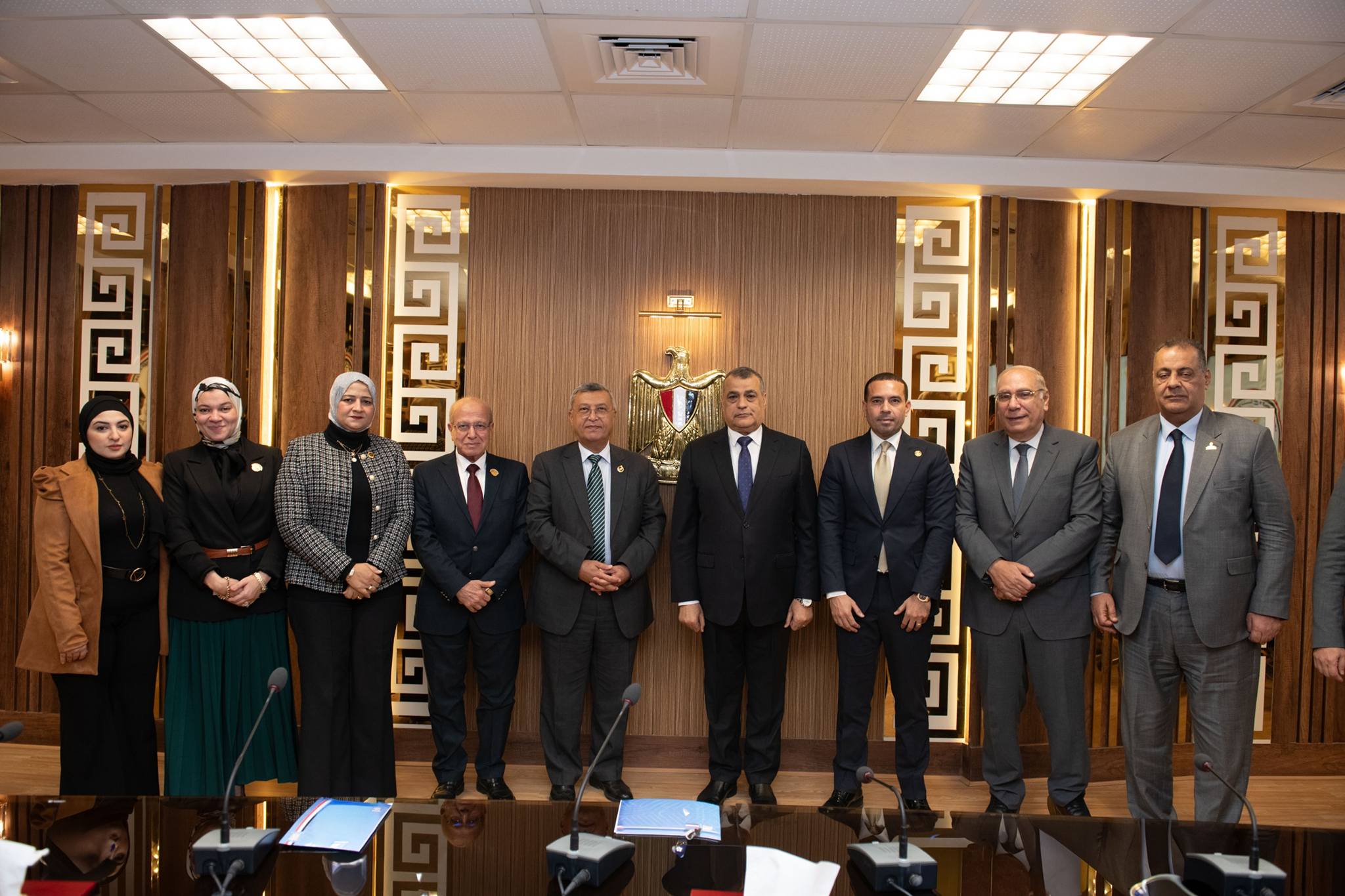 وزير الإنتاج الحربي