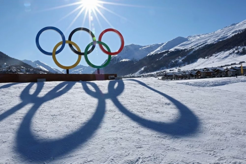 ميلانو كورتيـنا