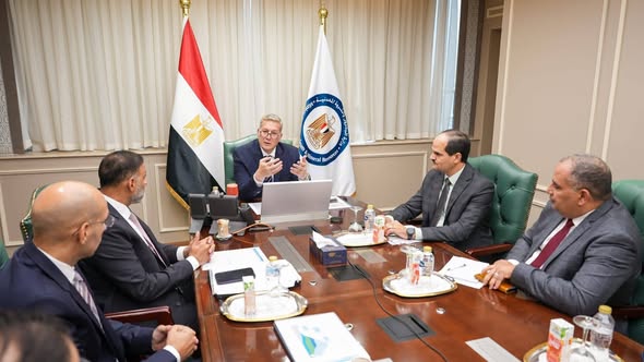 وزير البترول