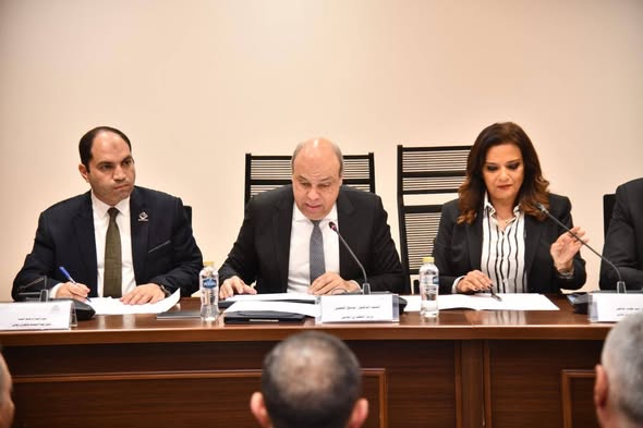 وزير الطيران المدني