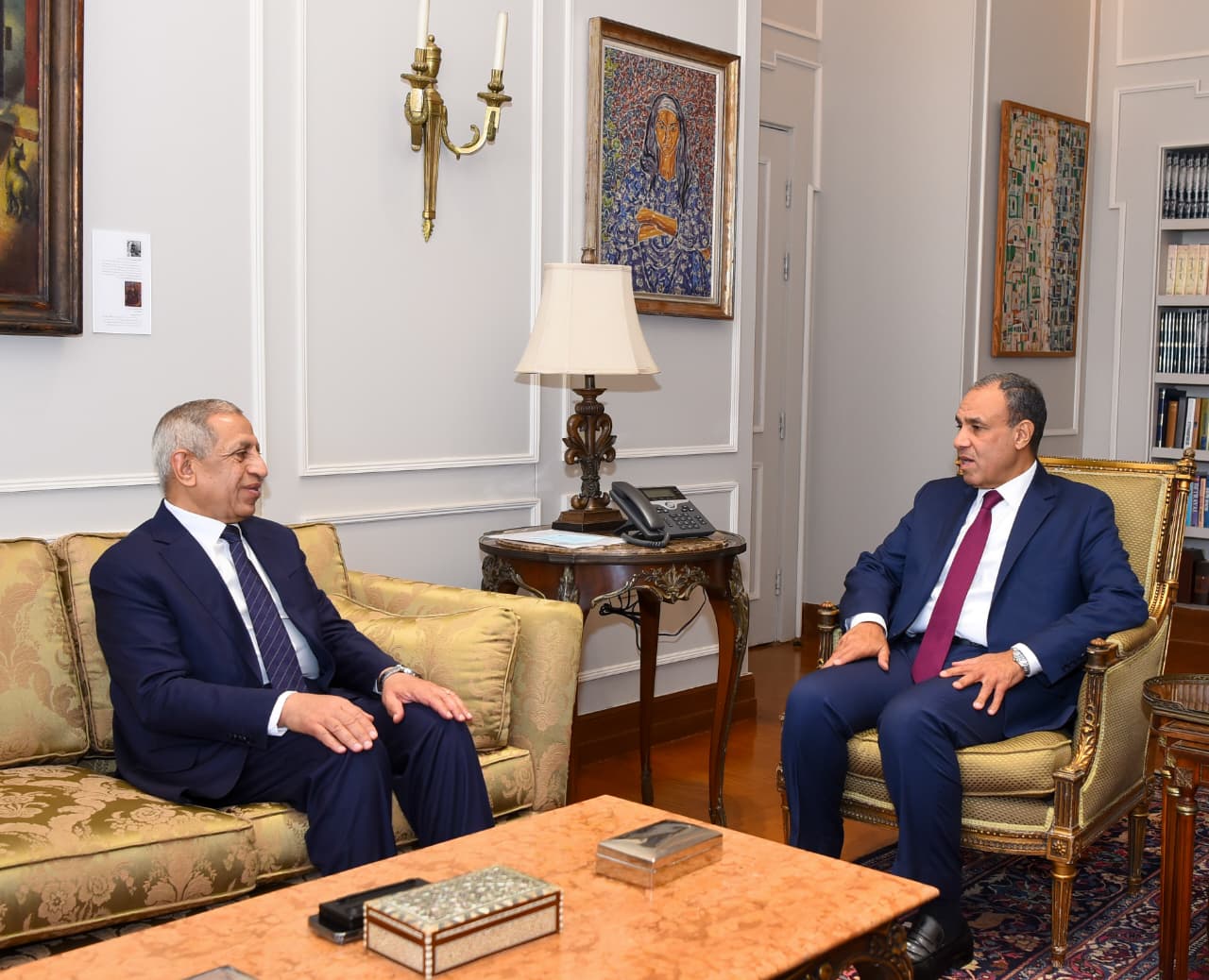 وزير الخارجية