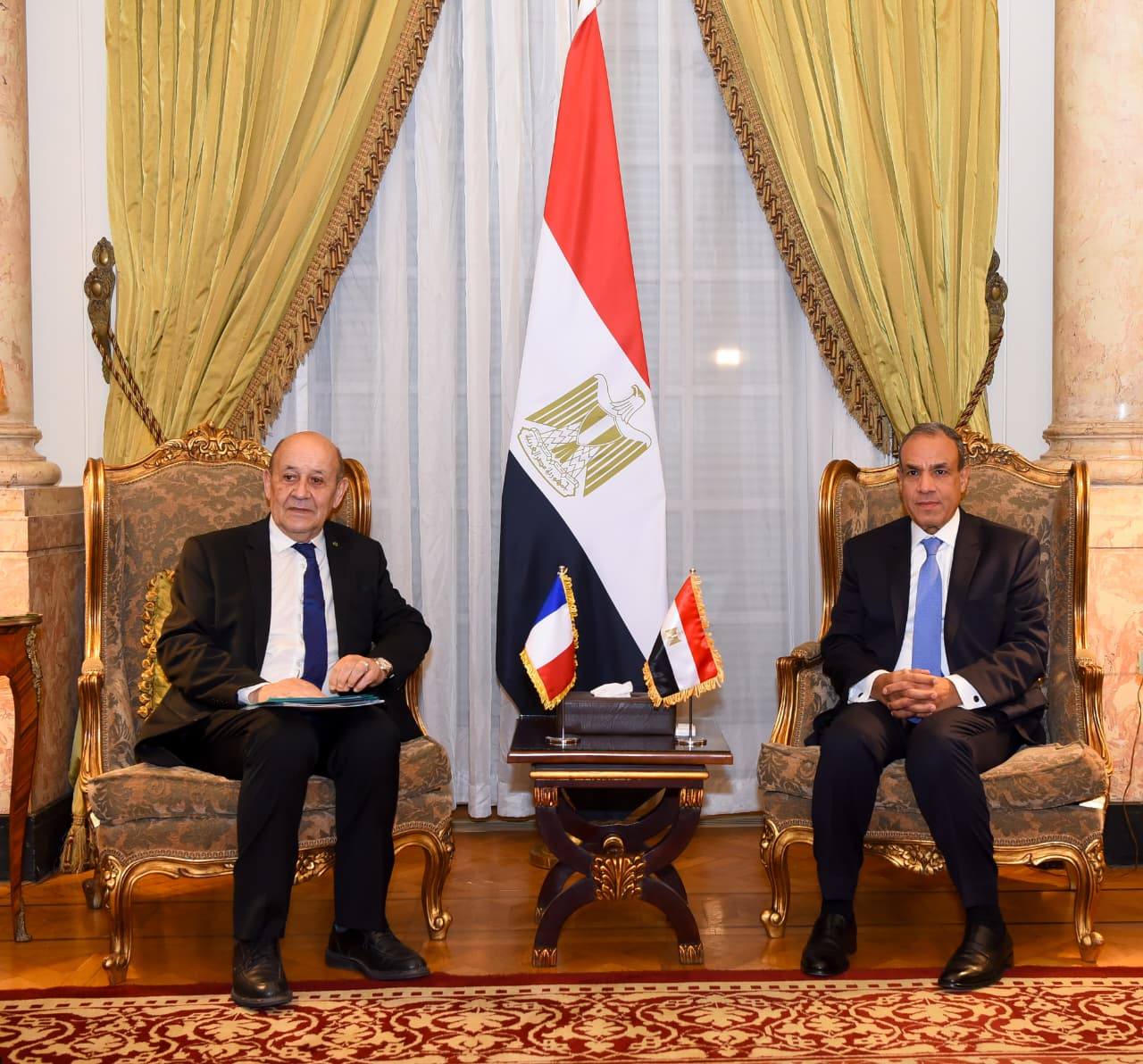 وزير الخارجية