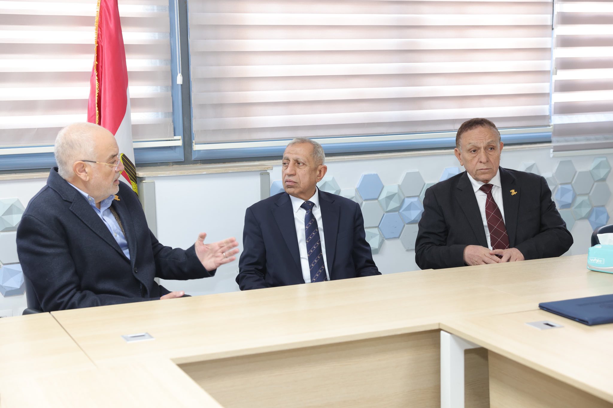 الاكاديمية العربية