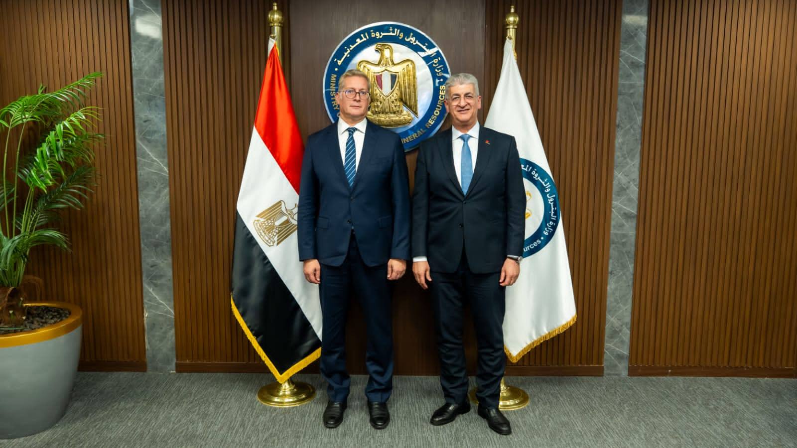 وزير البترول