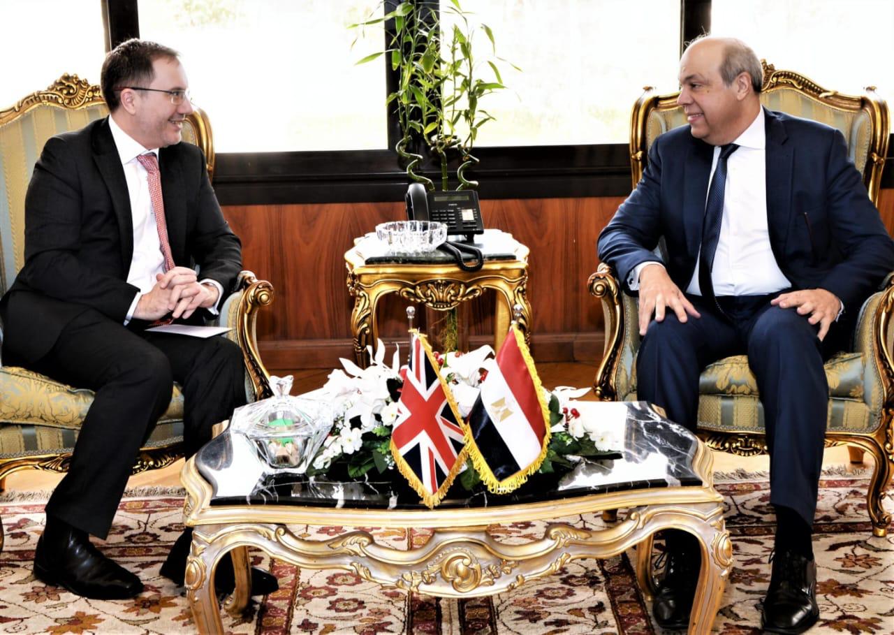 وزير الطيران المدني