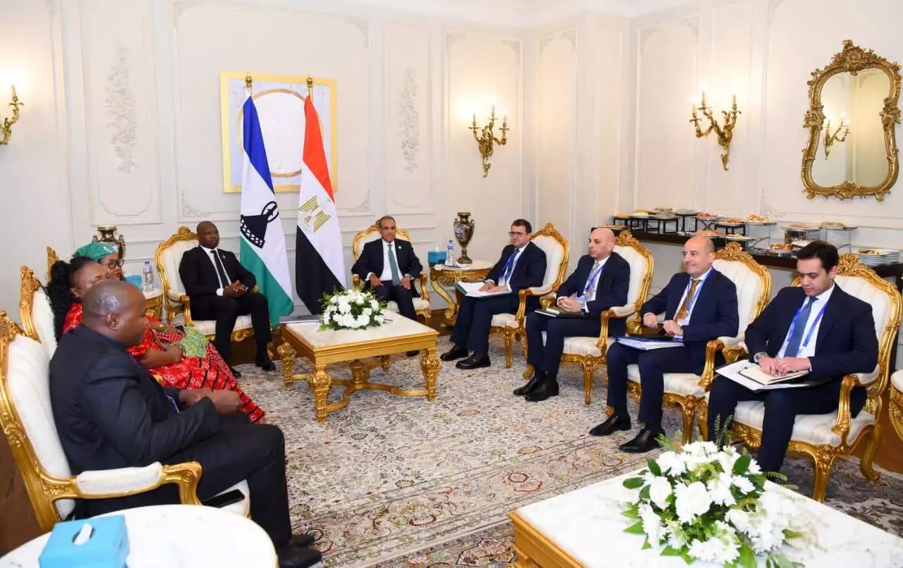 وزير الخارجية