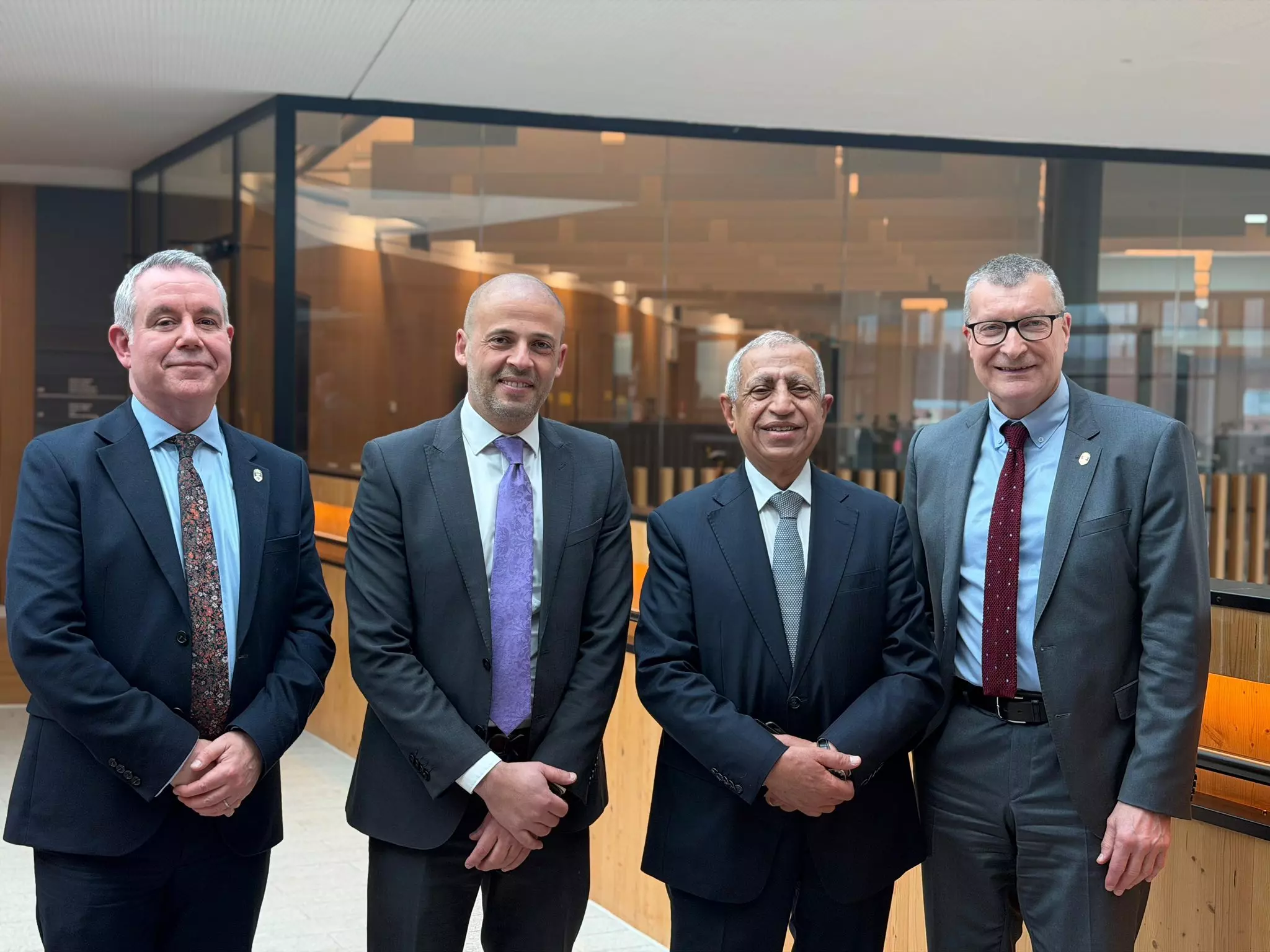 الاكاديمية العربية