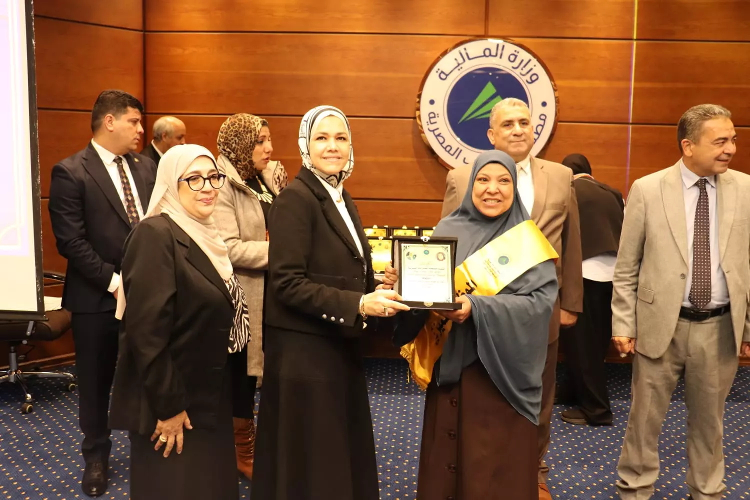  مصلحة الضرائب