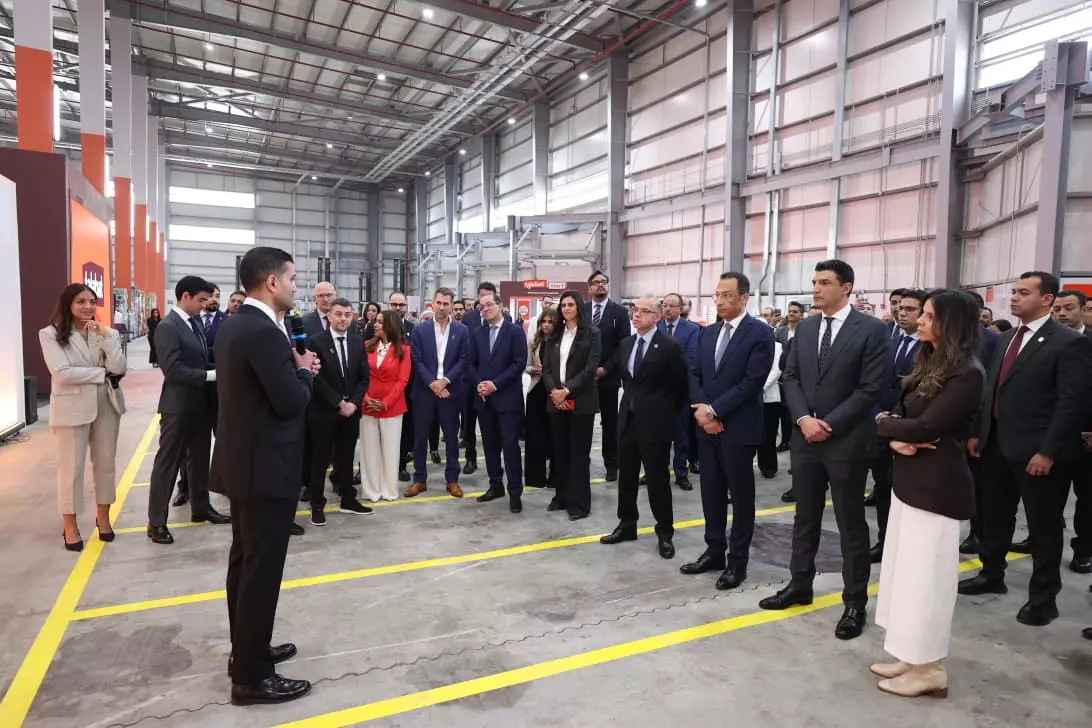 وزير الاتصالات