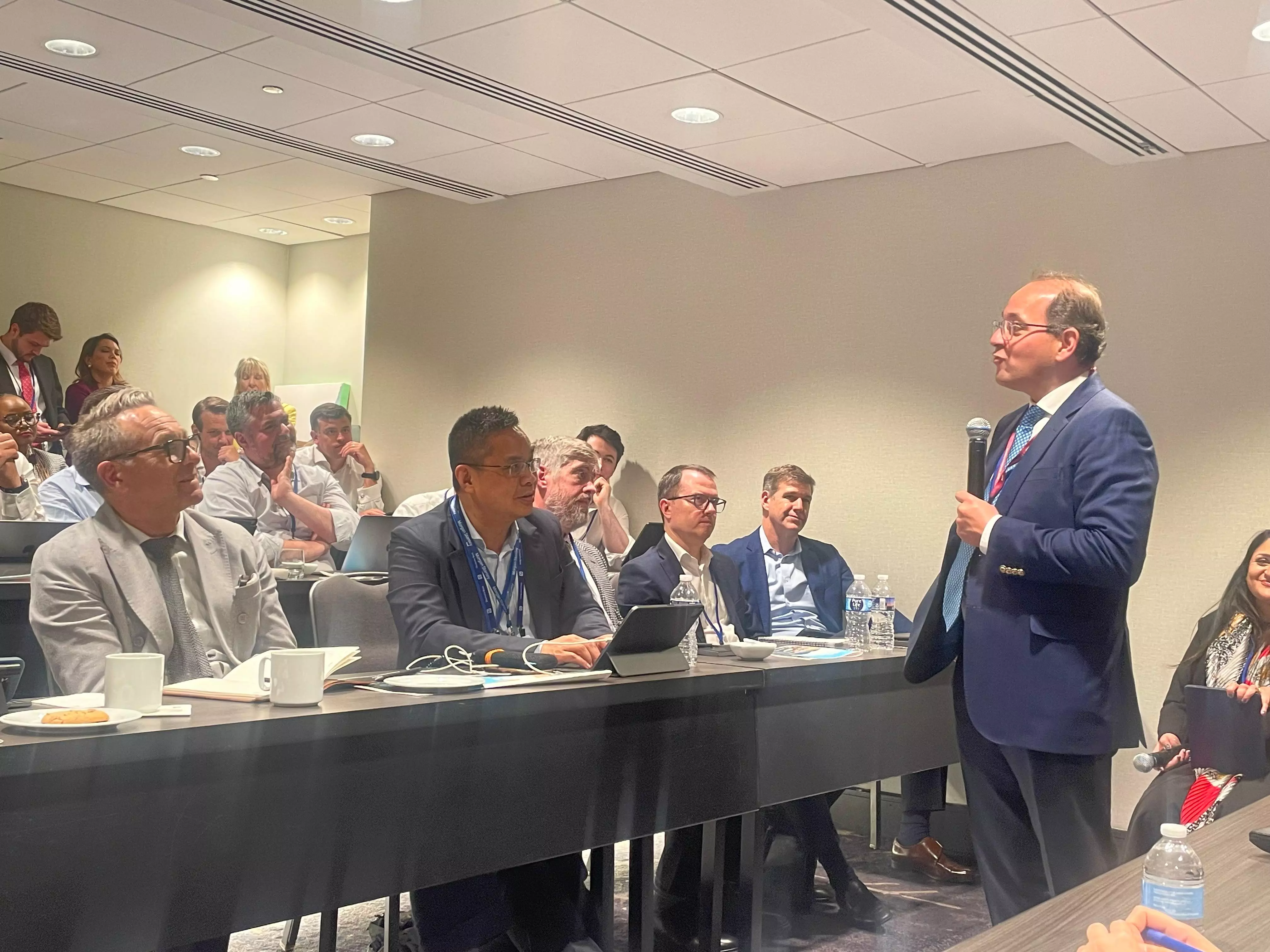 وزير المالية