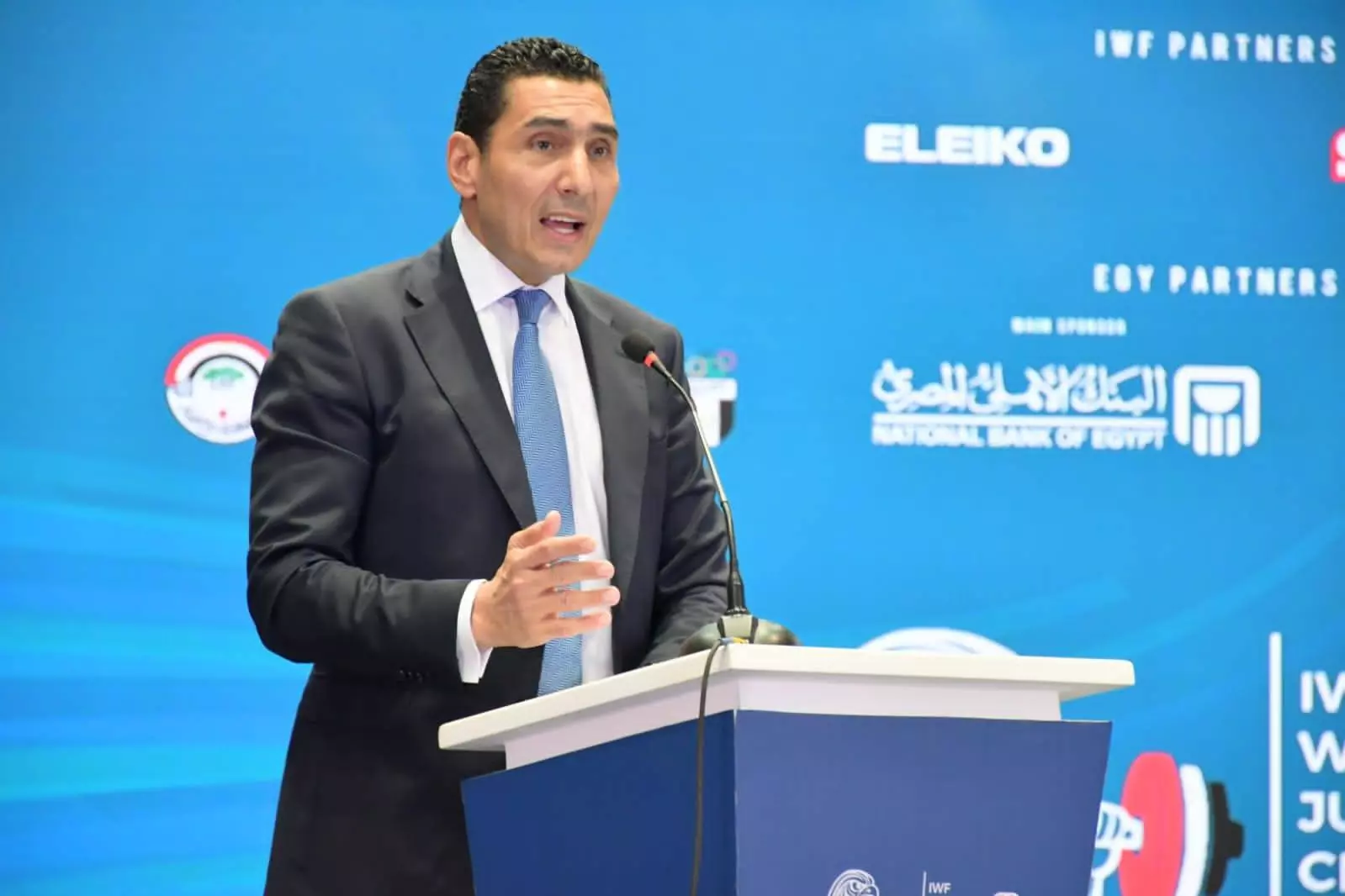 الشباب والرياضة
