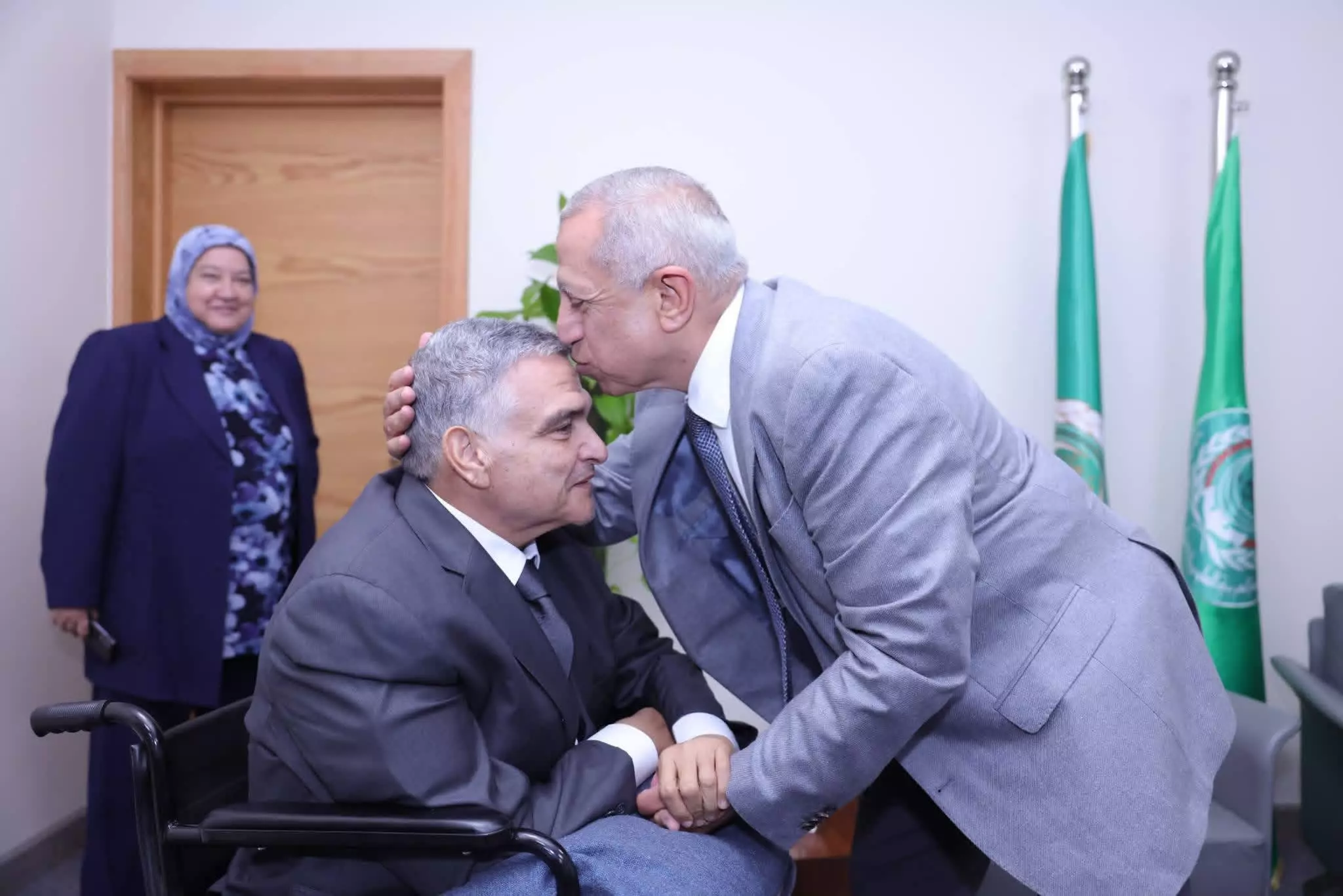الاكاديمية العربية