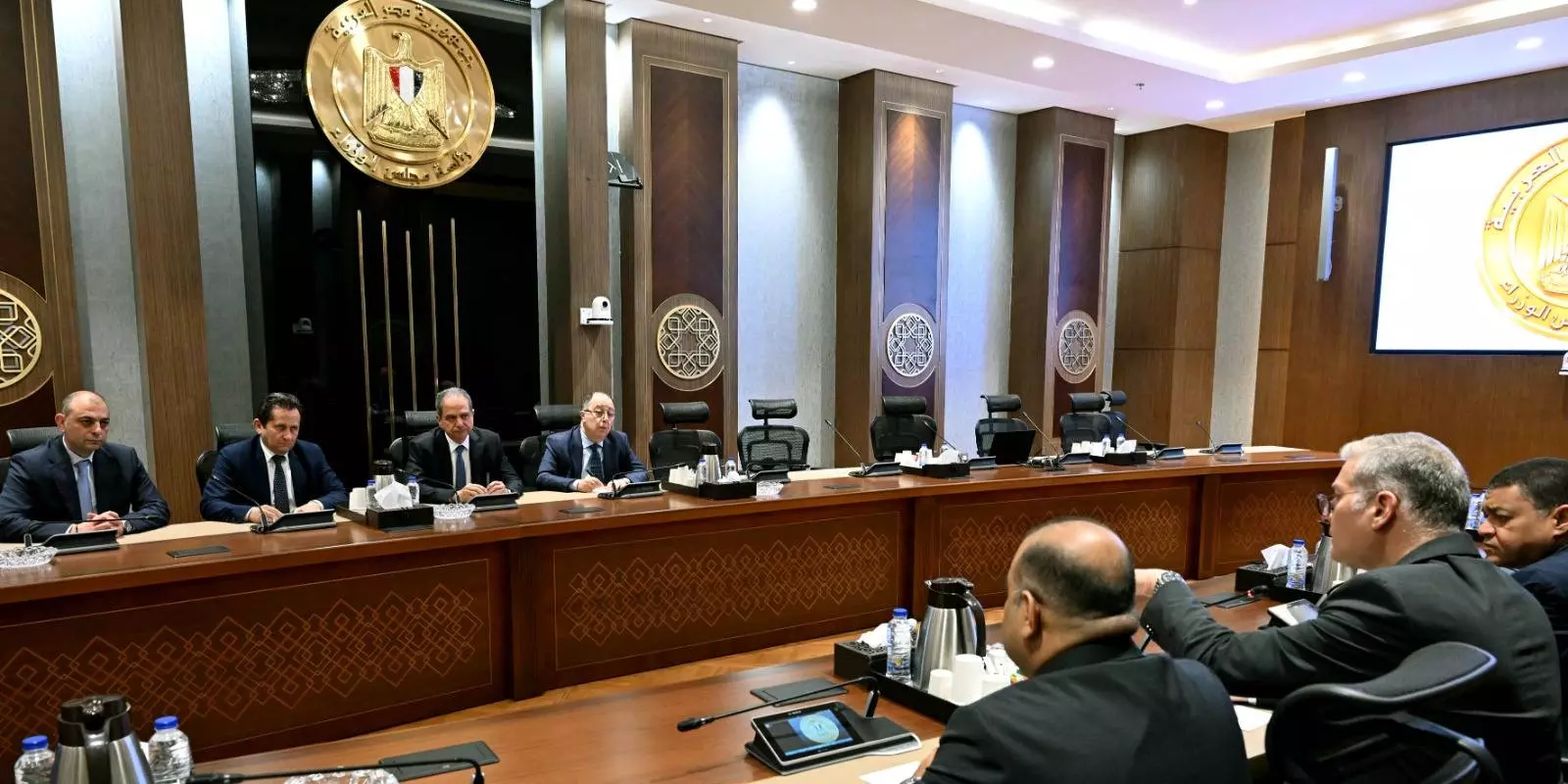 مباحثات