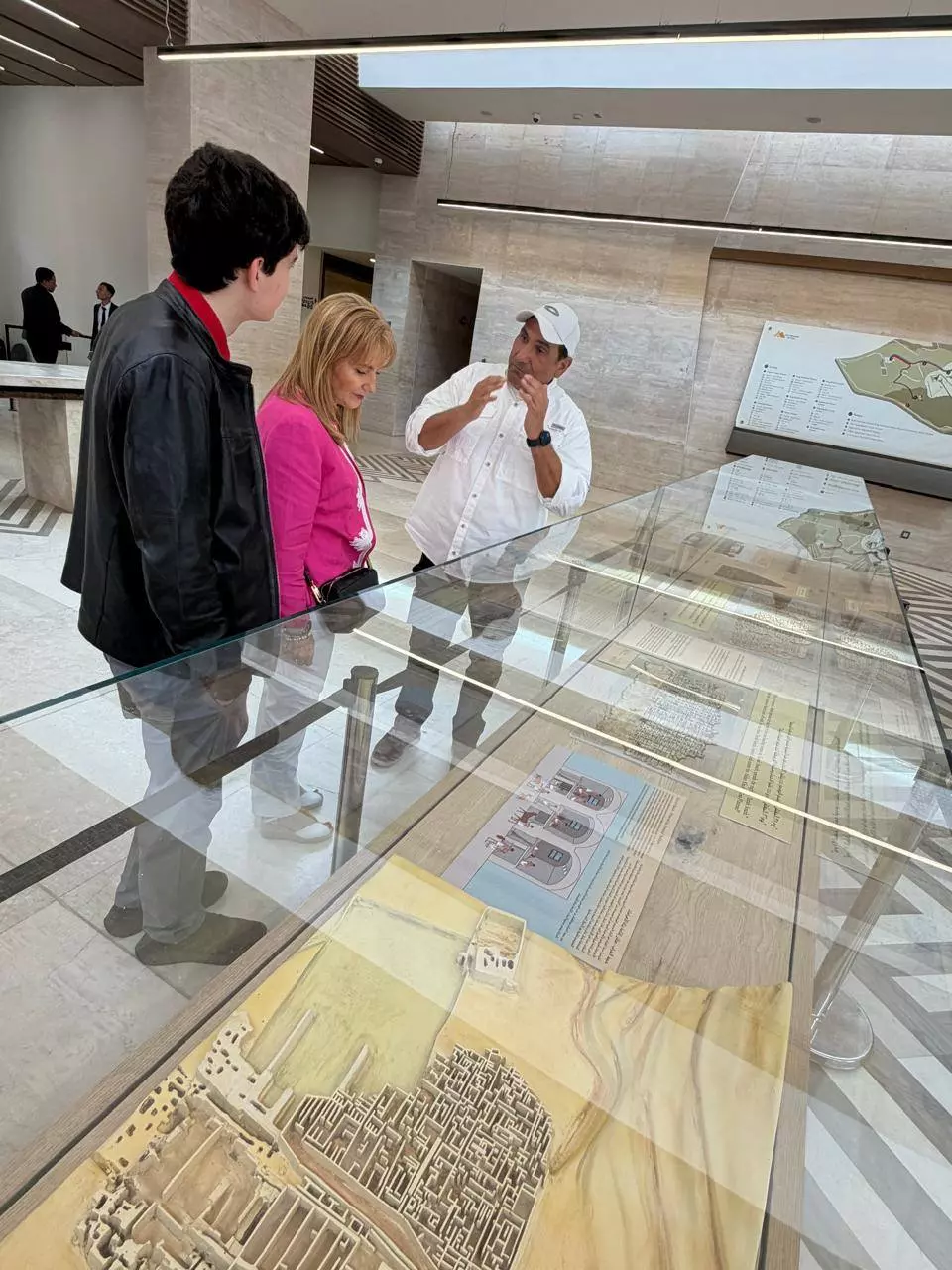 سياحة