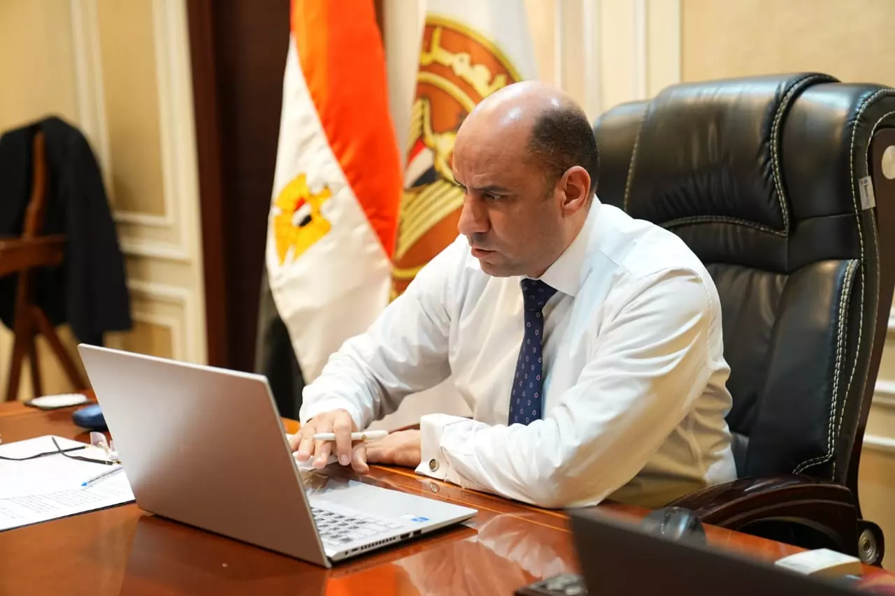 وزير العمل