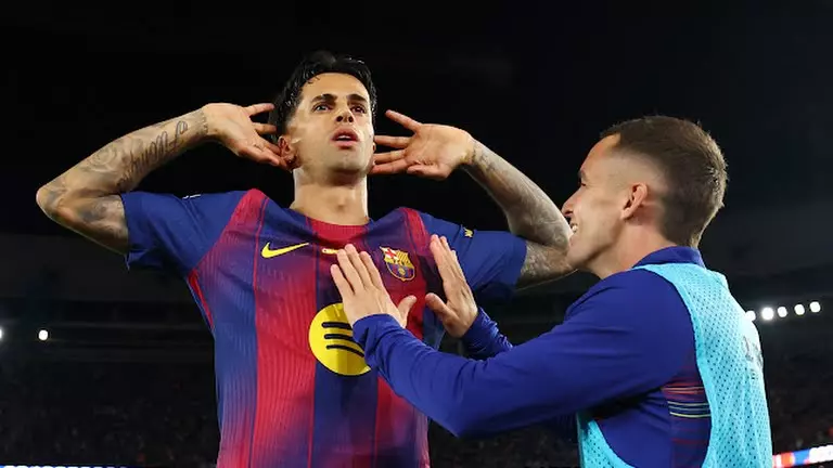 برشلونة