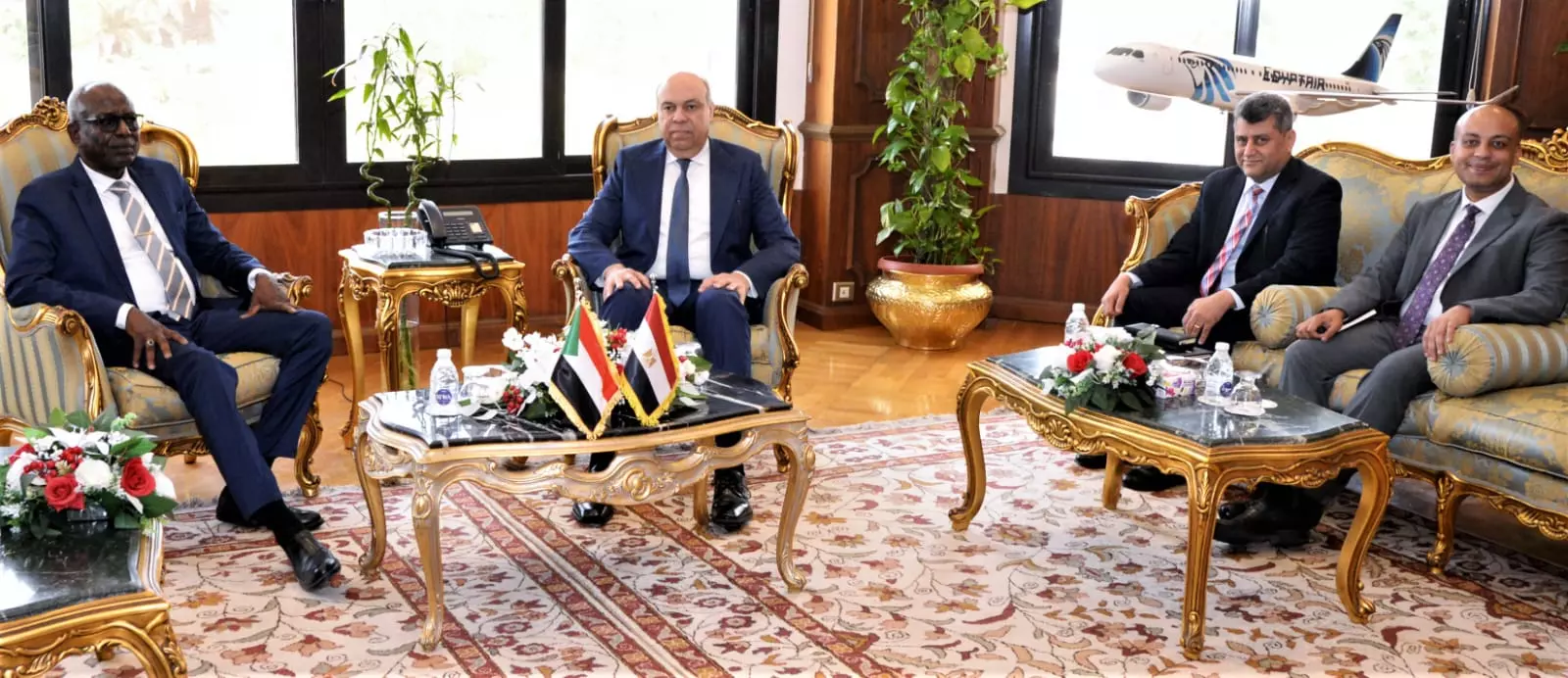 وزير الطيران