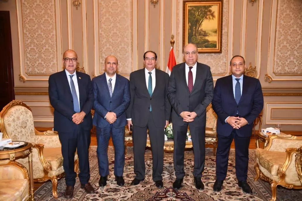 وزير الطيران